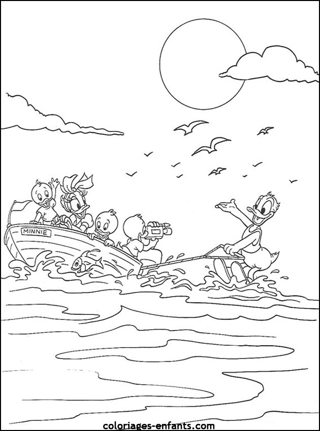 Les coloriages de sports-aquatiques sur  coloriages-enfants.com